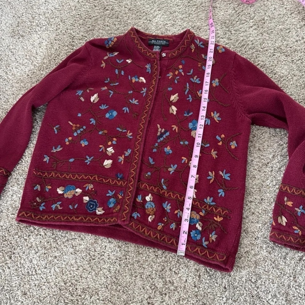 Vintage All Points Floral Embroidered Snap front Cardigan Sweater
size Large - Picture 10 of 12